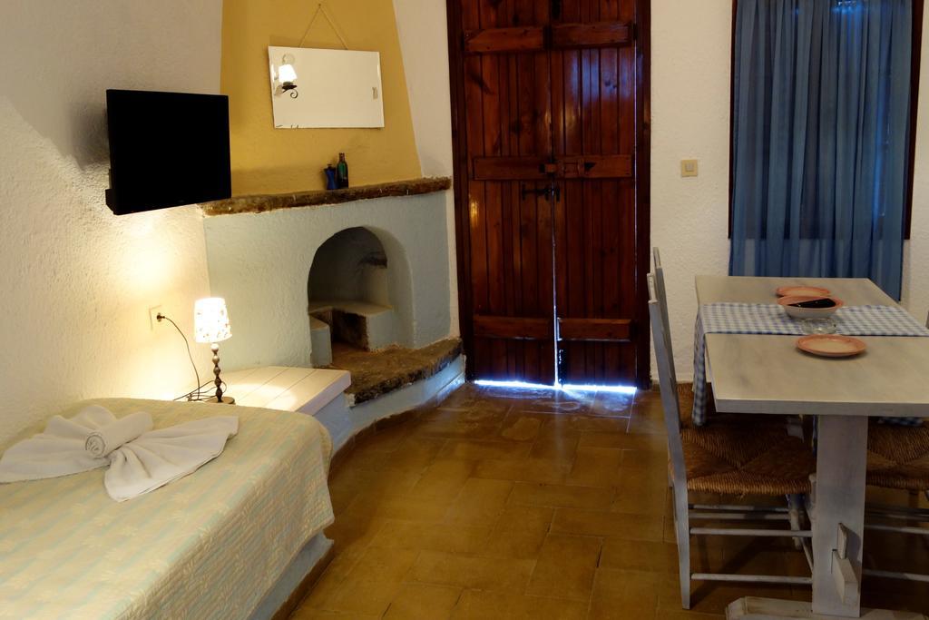 Cretan Village Hotel Amudára Laszithíu Kültér fotó