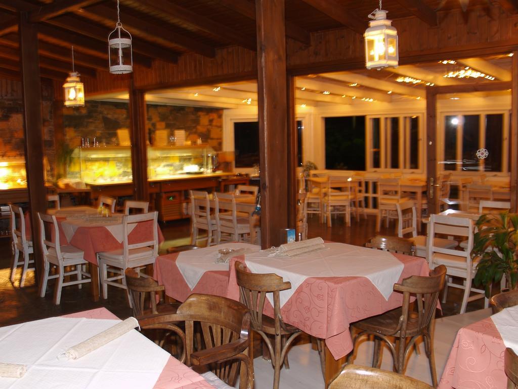 Cretan Village Hotel Amudára Laszithíu Kültér fotó